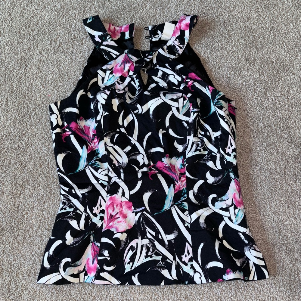 White House black market top